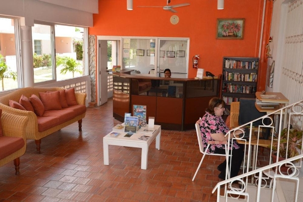 Monteray Apartment Hotel (Barbados Island)